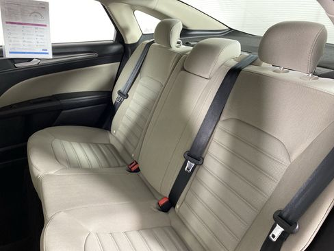 Used 2018 Ford Fusion S FWD image 30