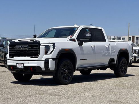 New 2026 GMC Sierra 2500 AT4 w/ AT4 Premium Plus Package AWD/4WD image 6