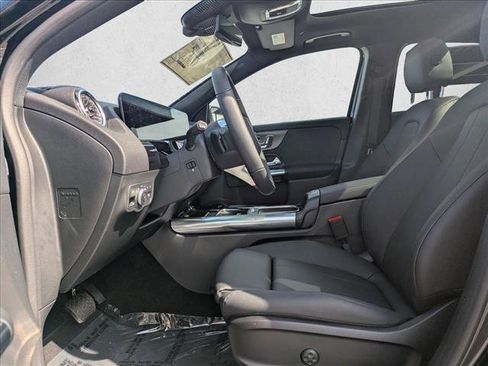 Certified 2026 Mercedes-Benz GLA 250 4MATIC image 17