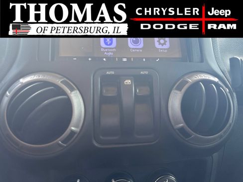 Used 2015 Jeep Wrangler Sport AWD/4WD image 19
