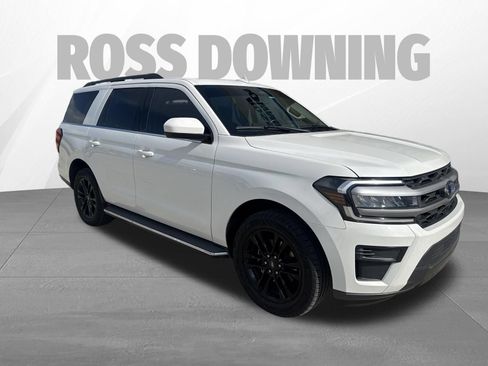 Used 2022 Ford Expedition XLT RWD image 3