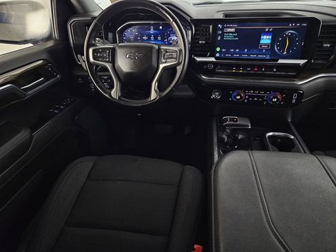 Used 2023 Chevrolet Silverado 1500 LT Trail Boss w/ LPO, Dark Essentials Package AWD/4WD image 7