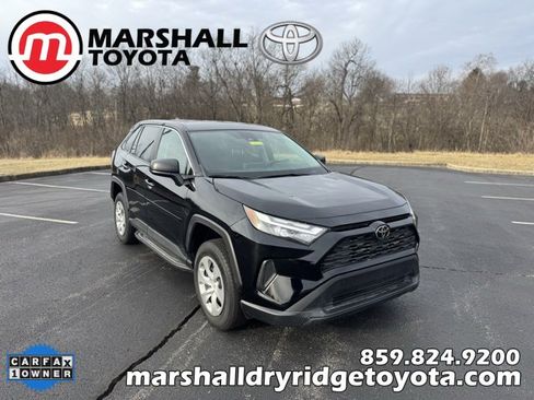 Used 2023 Toyota RAV4 LE image 1