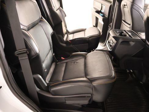 Used 2026 Ford Expedition Tremor AWD/4WD image 17