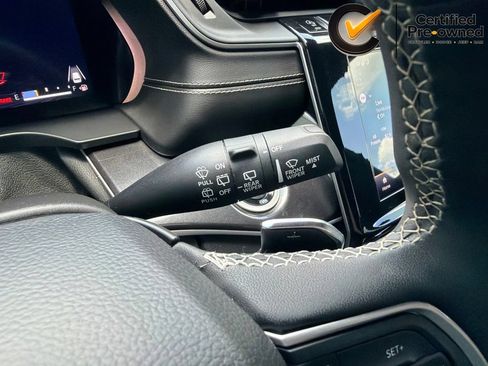 Certified 2023 Jeep Grand Cherokee Altitude AWD/4WD image 59