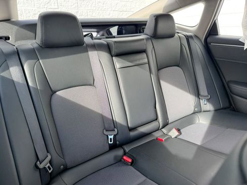 Used 2018 Honda Clarity Plug-In Hybrid image 14