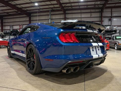 Used 2022 Ford Mustang Shelby GT500 w/ Technology Package image 6