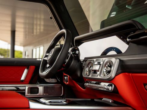 Used 2026 Mercedes-Benz G 63 AMG 4MATIC image 50