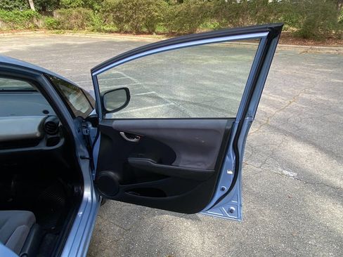 Used 2010 Honda Fit image 29