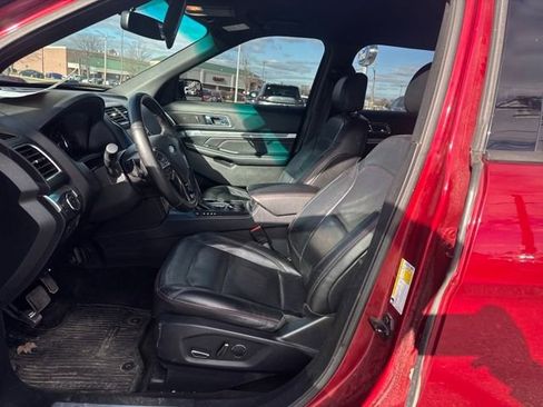 Used 2016 Ford Explorer Sport image 9