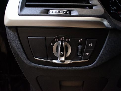 Certified 2024 BMW X3 xDrive30i w/ Premium Package w/ZPA image 19