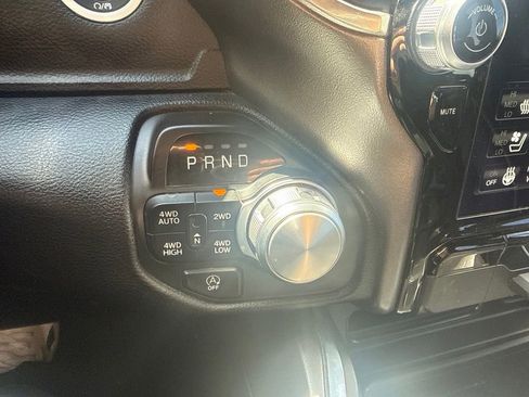 Used 2021 RAM 1500 Laramie AWD/4WD image 21