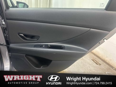 Certified 2025 Hyundai Elantra Sport FWD image 15