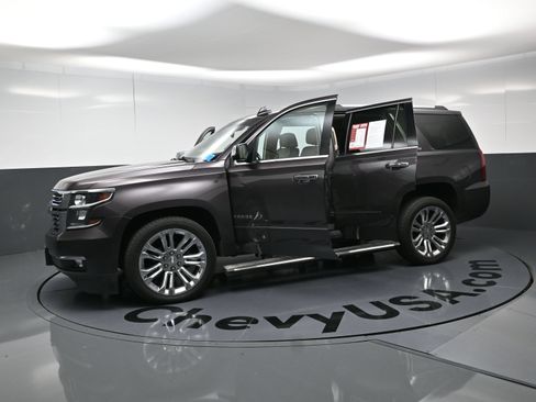 Used 2016 Chevrolet Tahoe LTZ AWD/4WD image 12