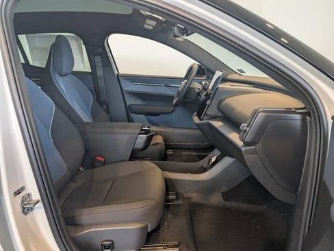 New 2026 Volvo EX30 Plus w/ Protection Package Premier AWD/4WD image 28