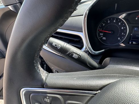 Used 2024 Chevrolet Equinox LT image 25