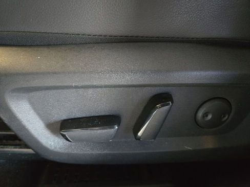 Used 2023 Nissan Rogue SL w/ SL Premium Package FWD image 12