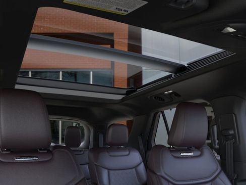 New 2025 Ford Explorer Platinum image 22