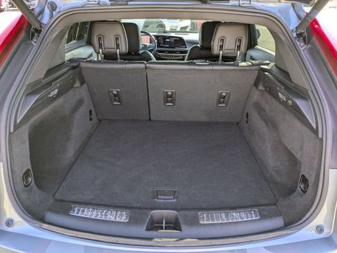 Used 2024 Cadillac XT4 Premium Luxury image 13