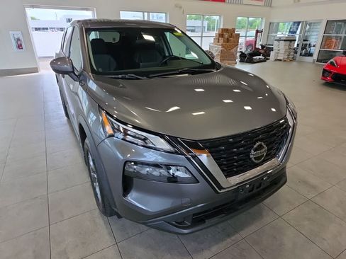 Used 2021 Nissan Rogue S AWD/4WD image 5