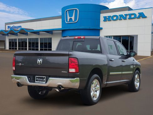 Used 2016 RAM 1500 Lone Star RWD image 4