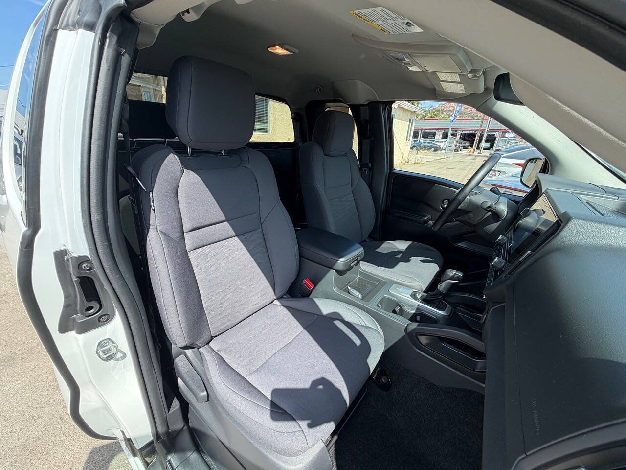Used 2025 Nissan Frontier S w/ S Utility Package RWD image 10