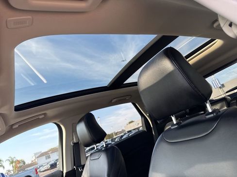 Used 2024 Ford Edge SEL w/ Convenience Package image 15