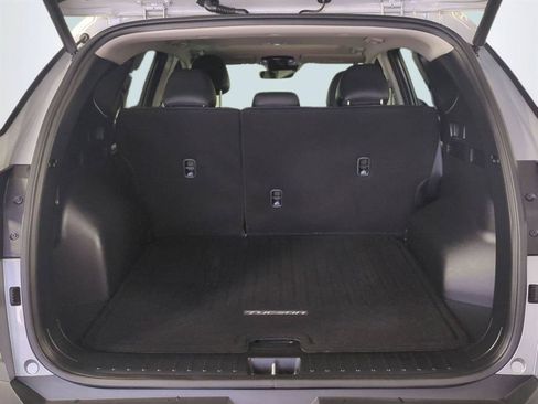 Used 2025 Hyundai Tucson SEL AWD/4WD image 14