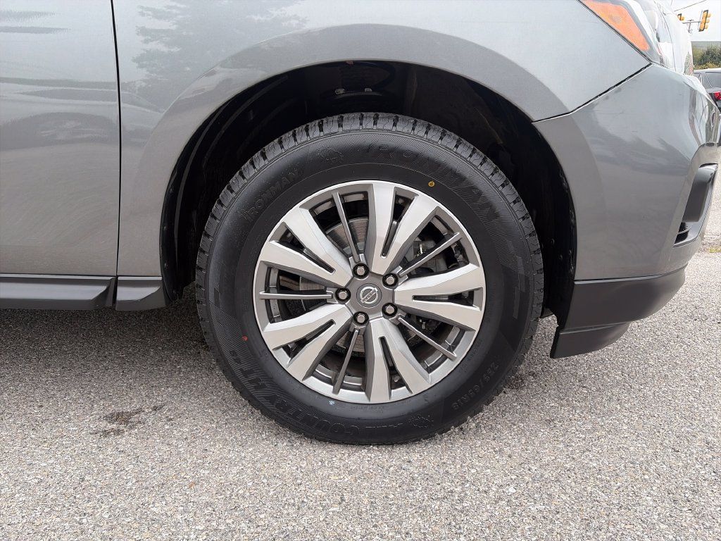 Used 2020 Nissan Pathfinder SV AWD/4WD image 47