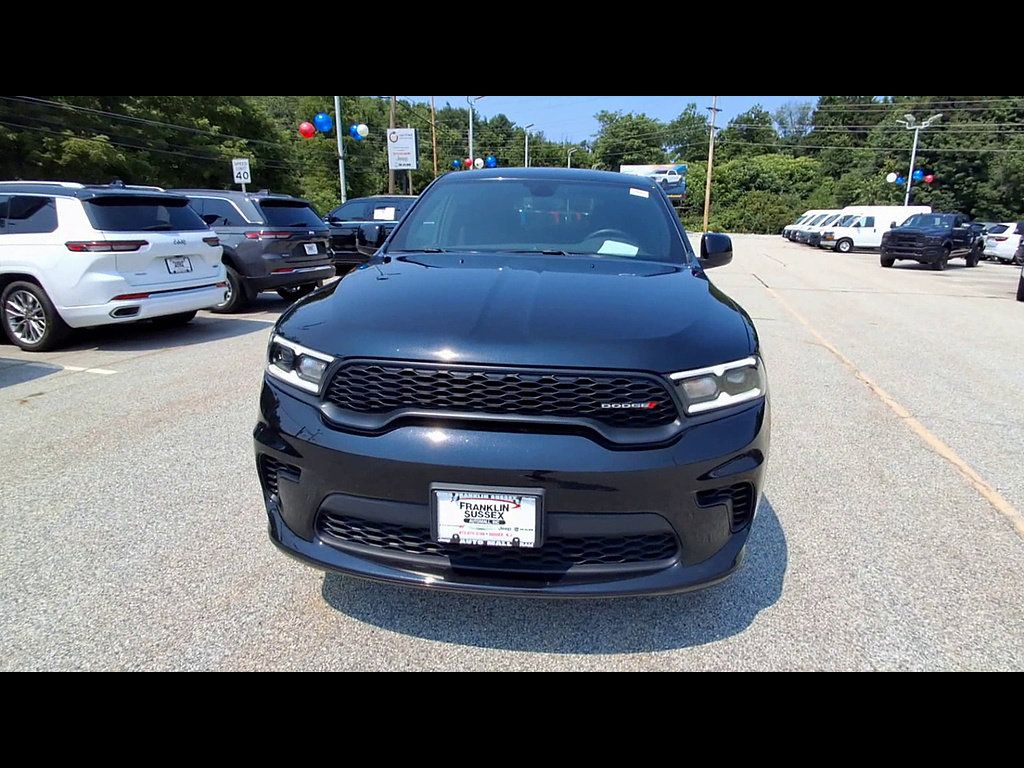 Used 2025 Dodge Durango GT AWD/4WD image 3