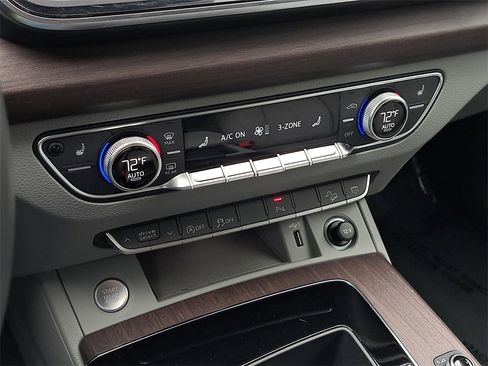Certified 2022 Audi Q5 2.0T Premium image 14
