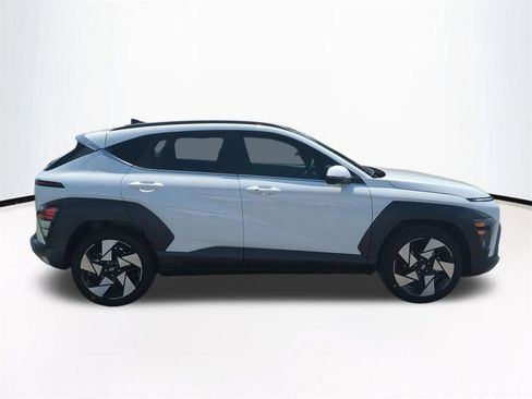 New 2026 Hyundai Kona Limited FWD image 4