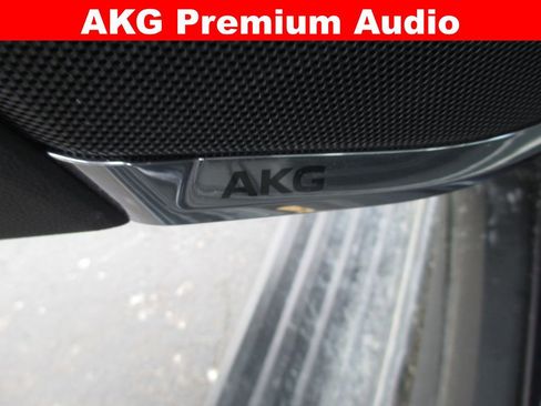 Used 2025 Cadillac Escalade Premium Luxury w/ Touring Package image 20