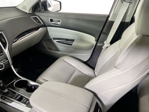 Used 2018 Acura TLX w/ Technology Package FWD image 24