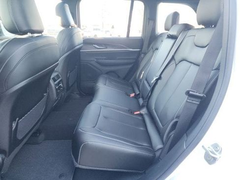 New 2025 Jeep Grand Cherokee Limited image 20