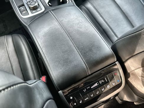 Used 2023 INFINITI QX60 Sensory w/ Cargo Package image 22