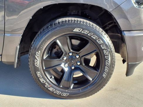 Used 2024 RAM 1500 Lone Star image 9