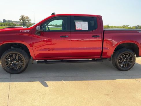 Used 2024 Chevrolet Silverado 1500 LT Trail Boss w/ Protection Package image 5