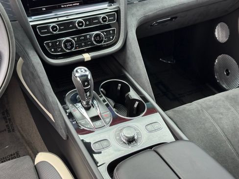 Used 2021 Bentley Bentayga Speed AWD/4WD image 44