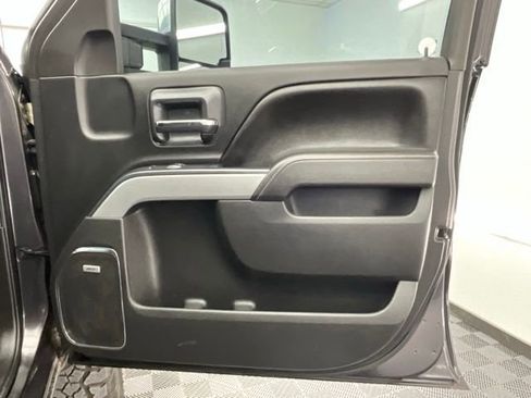 Used 2015 Chevrolet Silverado 2500 LTZ w/ Duramax Plus Package image 12