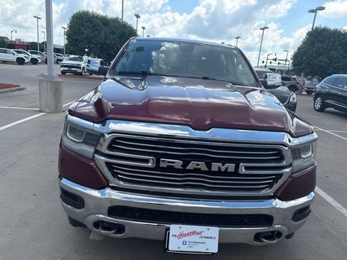 Used 2020 RAM 1500 Laramie AWD/4WD image 2