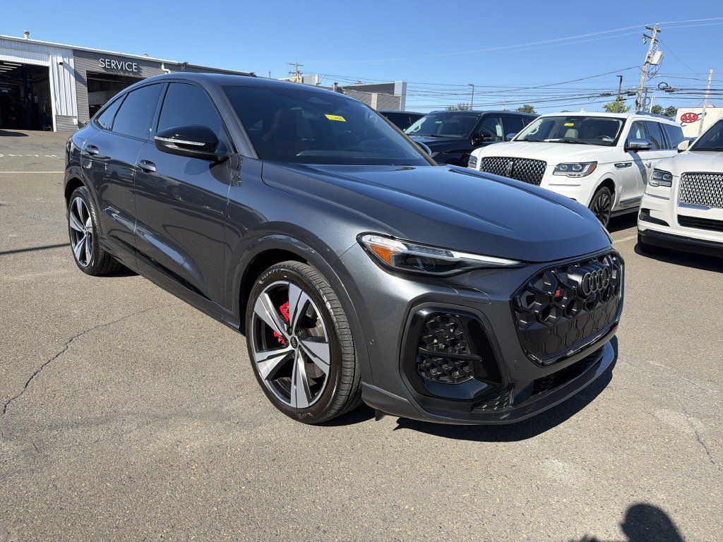 Used 2025 Audi SQ5 Prestige AWD/4WD image 10