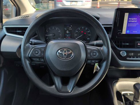 Used 2023 Toyota Corolla LE image 11