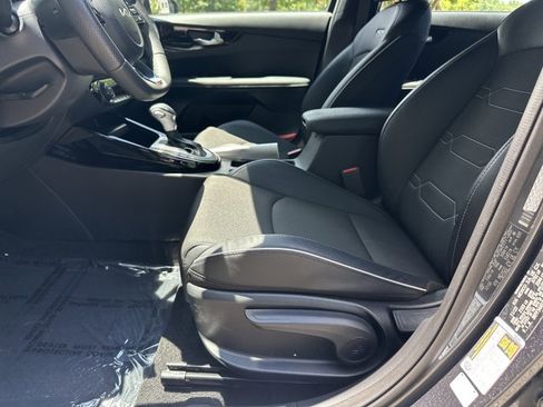 Certified 2024 Kia Forte GT-Line FWD image 10