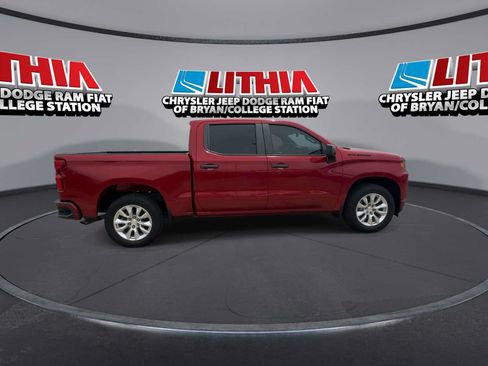 Used 2022 Chevrolet Silverado 1500 Custom w/ LPO, Dark Essentials Package RWD image 9