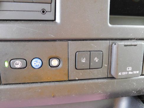 Used 2021 GMC Savana 3500 Extended w/ Power Convenience Package image 36