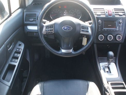Used 2014 Subaru Crosstrek 2.0i Limited w/ Popular Package #1 AWD/4WD image 5