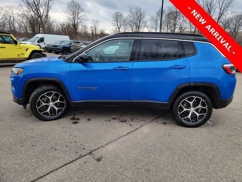 Used 2024 Jeep Compass Limited image 6