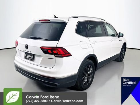 Used 2023 Volkswagen Tiguan SE w/ Panoramic Sunroof Package AWD/4WD image 10