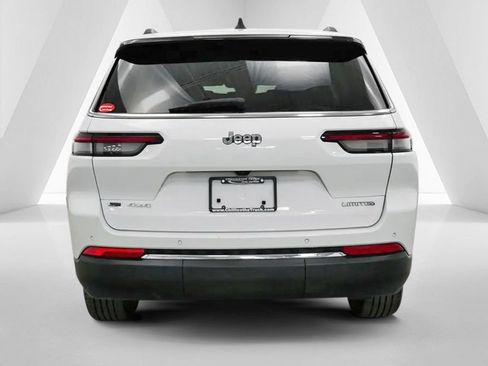 Used 2023 Jeep Grand Cherokee L Limited AWD/4WD image 6